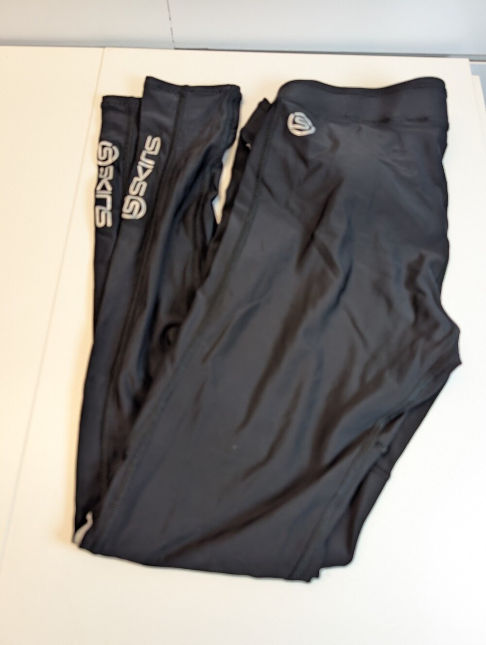 Skins A200 compression Legging Long Tights Size XL NWOT - Picture 5 of 10